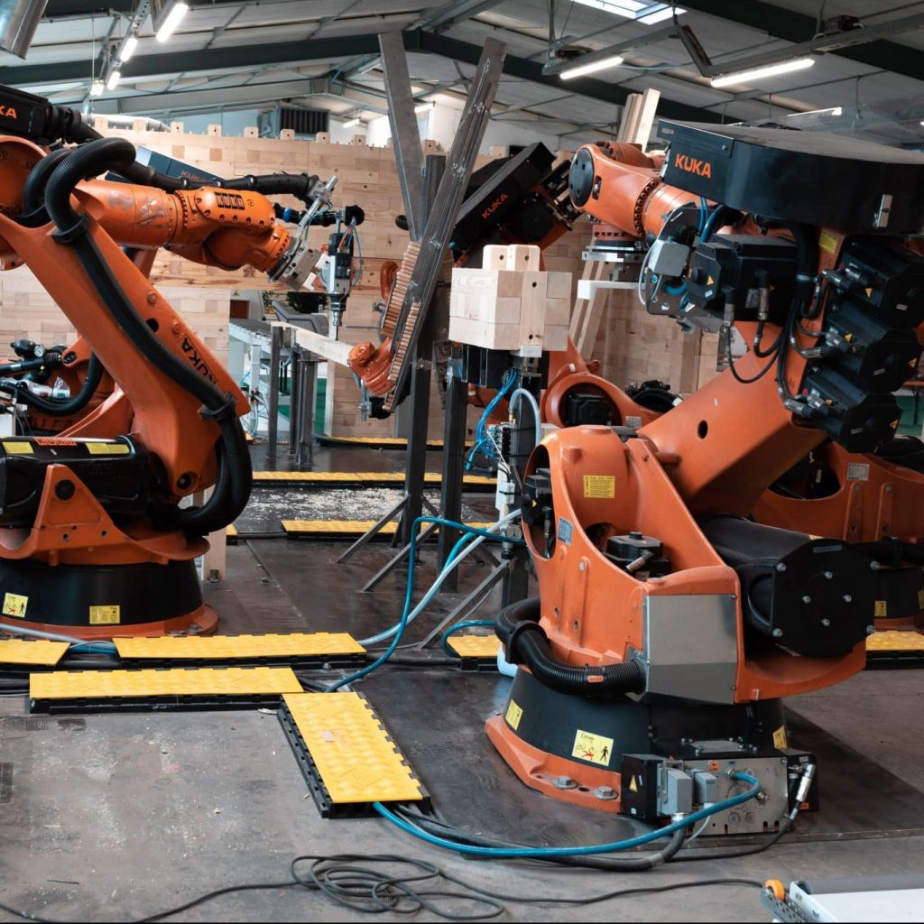 Fertigungsroboter im Stammwerk in Tübingen im Produktionsprozess