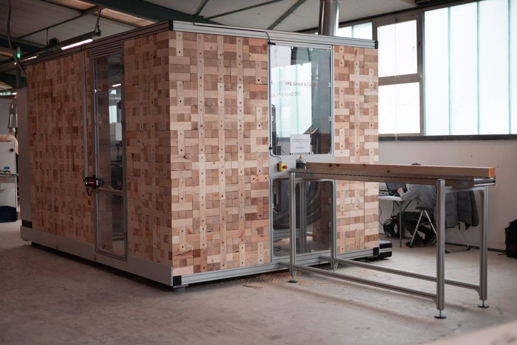 Die neue Produktionsanlage im Stammwerk Tübingen zur Herstellung von massivholzbau Systeme